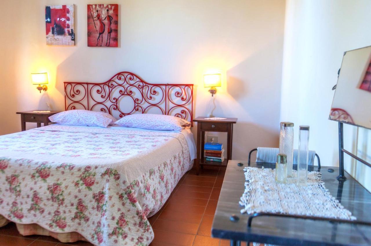 Casale Le Pitte Villa Porto Azzurro Exterior foto