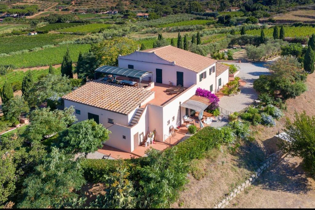 Casale Le Pitte Villa Porto Azzurro Exterior foto